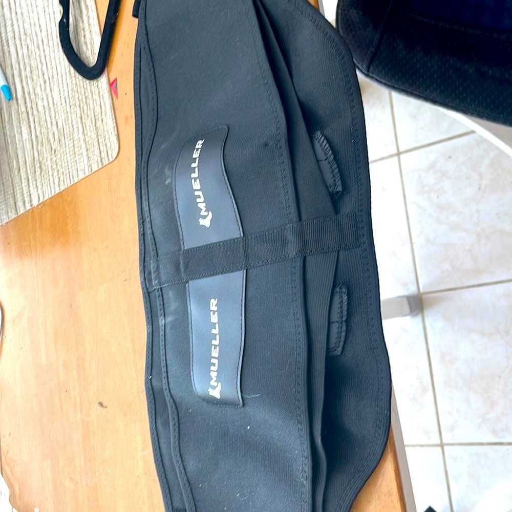 Mueller back sport belt